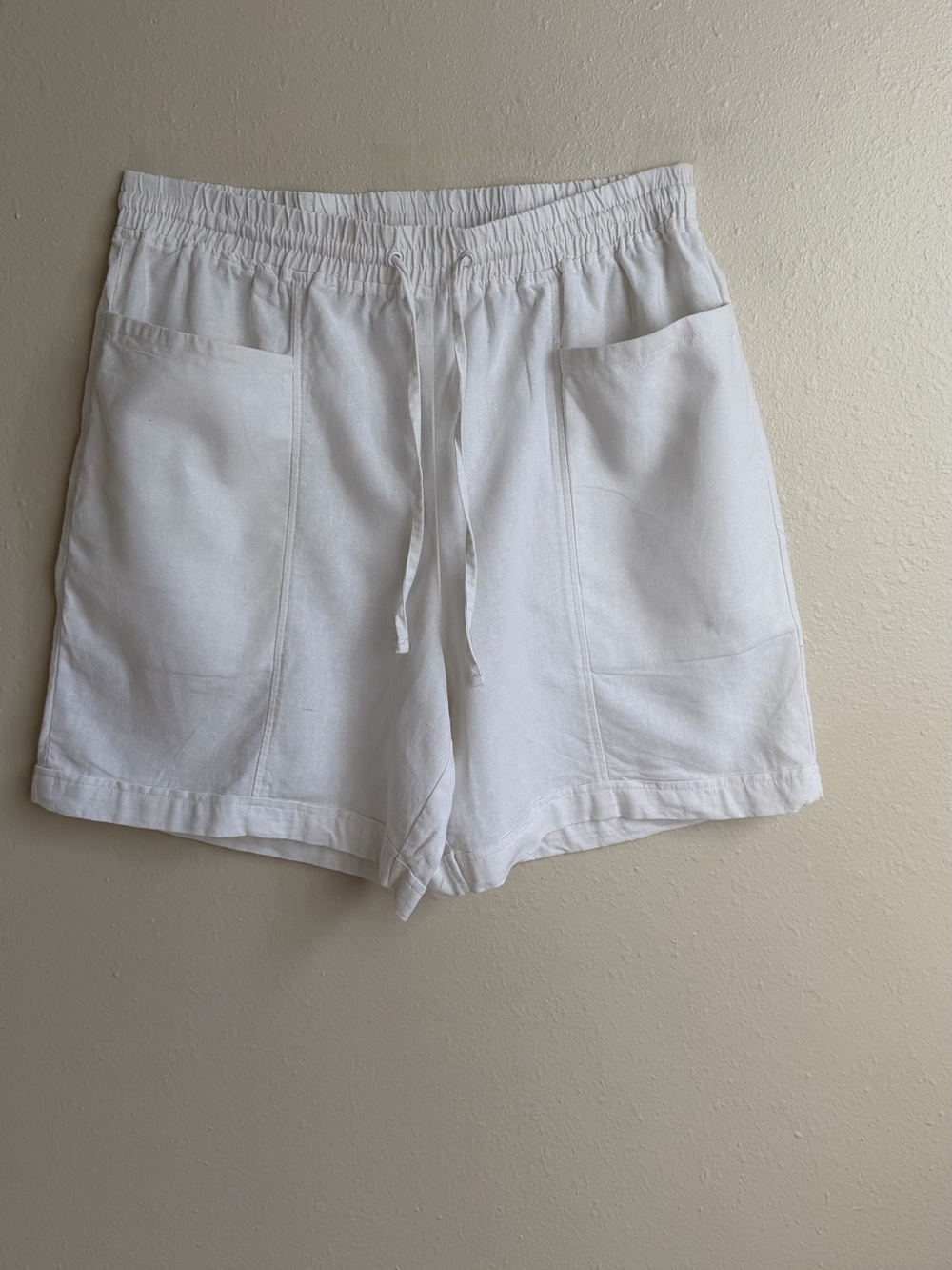 Gloria Vanderbilt Women's Linen Blend Shorts White Size L Elastic Waist Casual